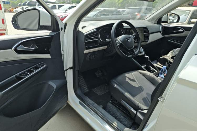 Used Jetta VS5 2023 280TSI Automatic Trend Edition Driver Seat