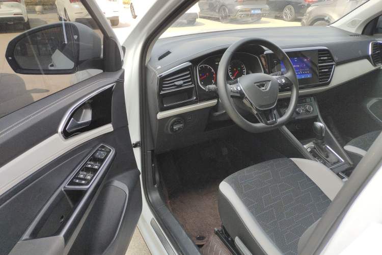 Used Jetta VS5 2023 280TSI Automatic Trend Edition Driver Seat