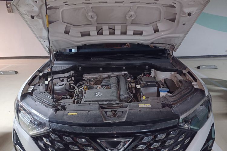 Used Jetta VS5 2023 280TSI Automatic Enjoyment Model Engine Bay