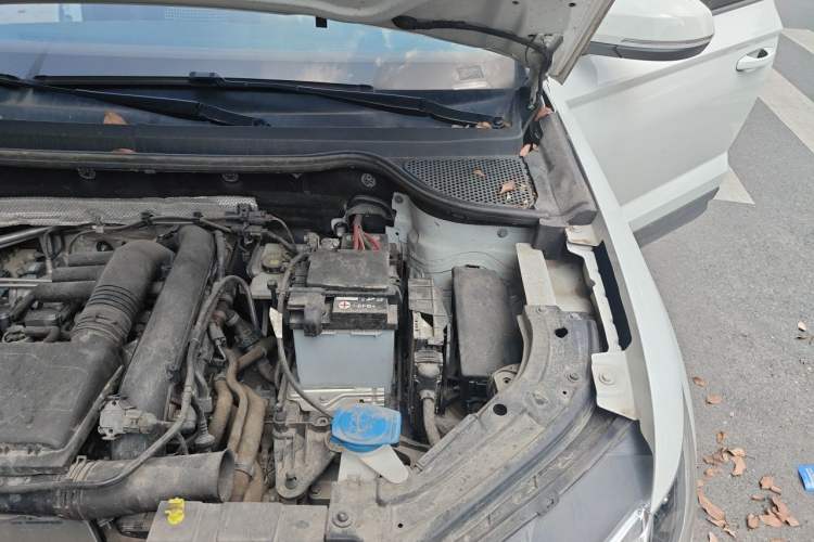 Used Jetta VS5 2023 280TSI Automatic Trend Edition Engine Bay Left