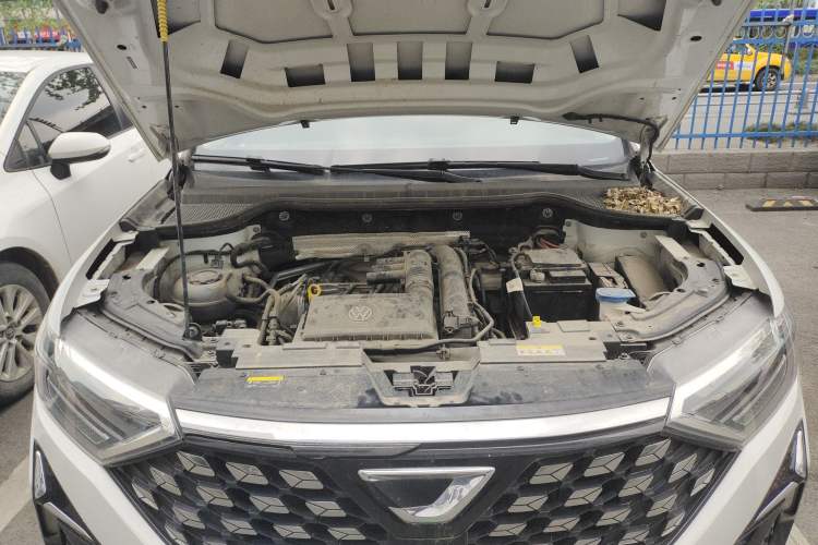 Used Jetta VS5 2023 280TSI Automatic Trend Edition Engine Bay