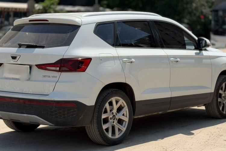Used Jetta VS5 2023 280TSI Automatic Trend Edition Exterior 2