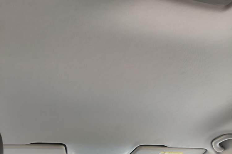 Used Jetta VS5 2023 280TSI Automatic Trend Edition Headliner