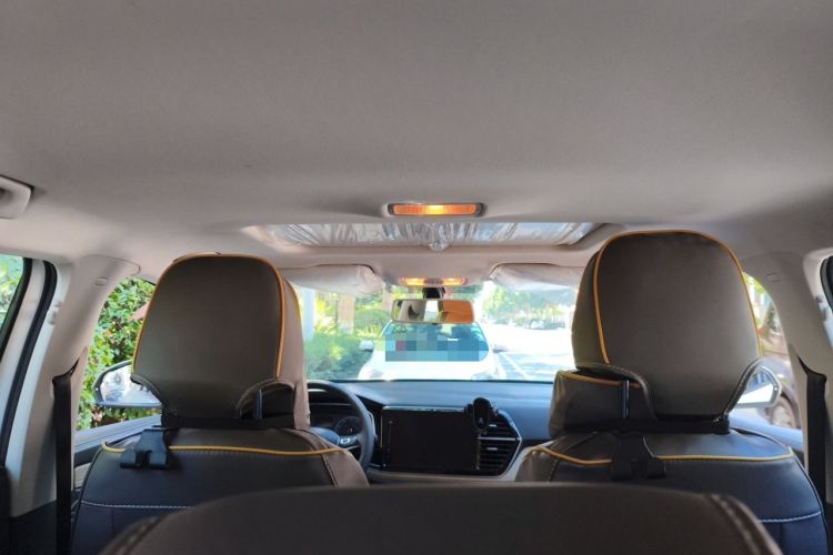 Used Jetta VS5 2023 280TSI Manual Enjoyment Version Headliner
