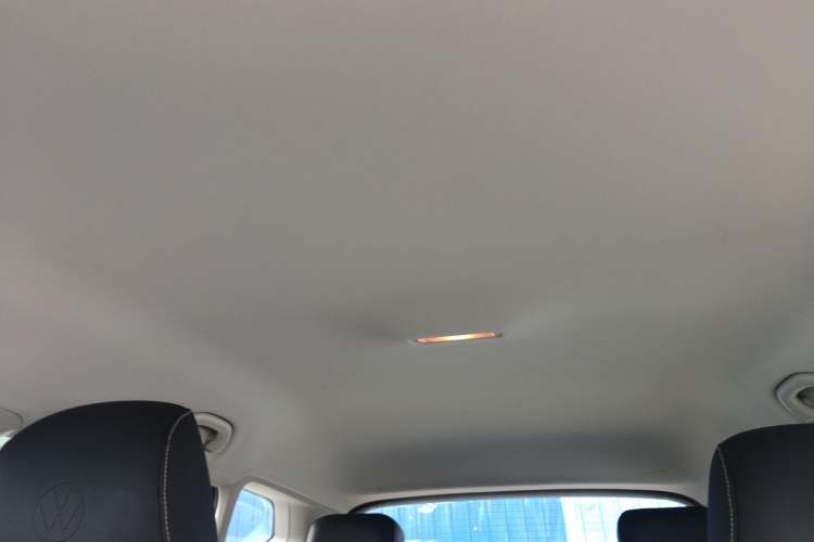 Used Jetta VS5 2023 280TSI Automatic Trend Edition Headliner