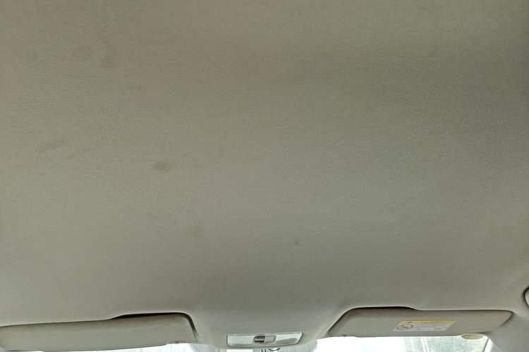 Used Jetta VS5 2023 280TSI Automatic Trend Edition Headliner