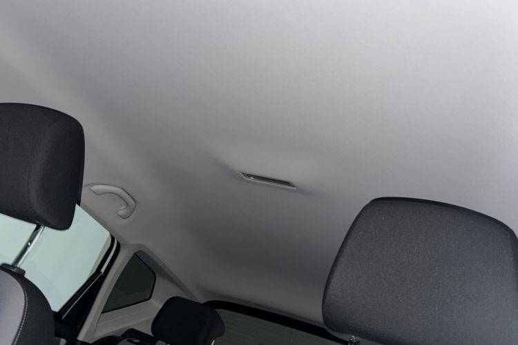 Used Jetta VS5 2023 280TSI Automatic Trend Edition Headliner