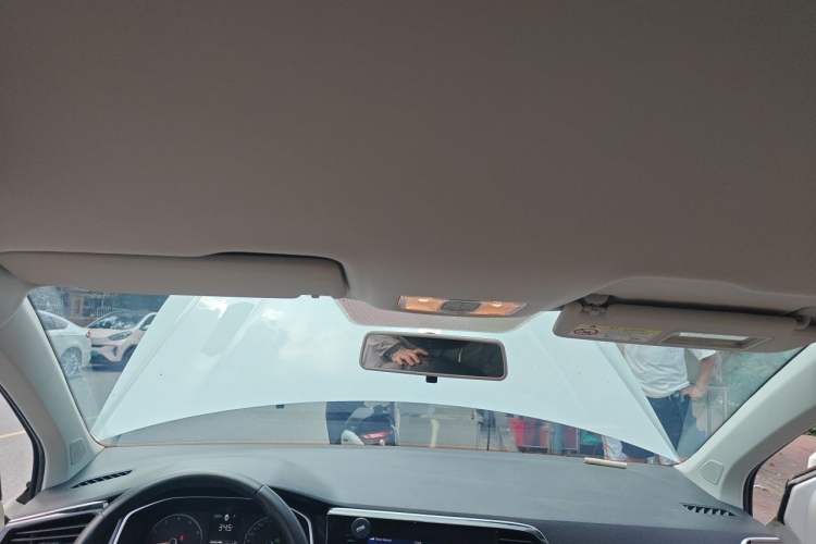 Used Jetta VS5 2023 280TSI Automatic Trend Edition Headliner