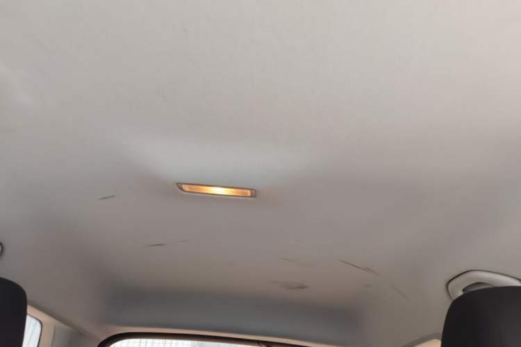 Used Jetta VS5 2023 280TSI Automatic Trend Edition Headliner