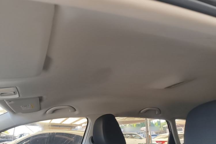 Used Jetta VS5 2023 280TSI Automatic Trend Edition Headliner