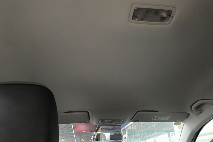 Used Jetta VS5 2023 280TSI Automatic Trend Edition Headliner