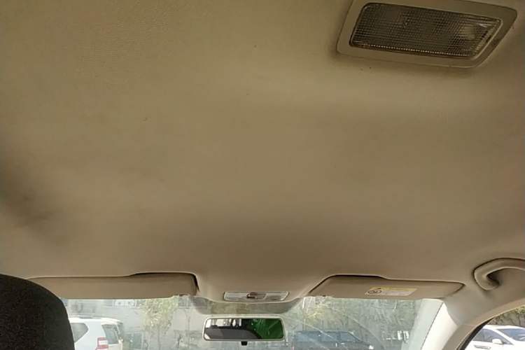 Used Jetta VS5 2023 280TSI Automatic Trend Edition Headliner