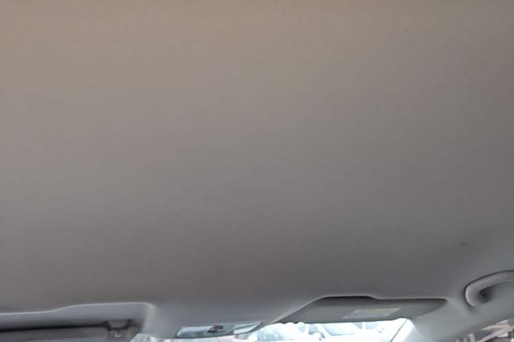 Used Jetta VS5 2023 280TSI Automatic Trend Edition Headliner