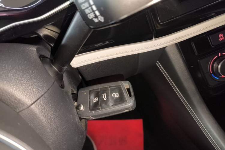Used Jetta VS5 2023 280TSI Automatic Trend Edition Interior 1