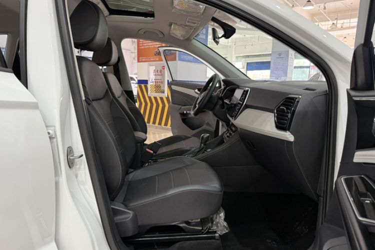Used Jetta VS5 2023 280TSI Automatic Enjoyment Model Interior 10