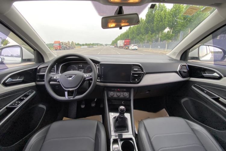 Used Jetta VS5 2023 280TSI Manual Enjoyment Version Interior 3