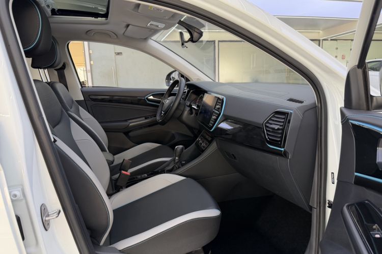 Used Jetta VS5 2023 280TSI Automatic High-Gloss Enjoyment Model Interior 3