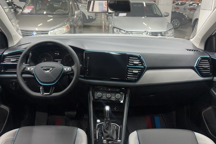 Used Jetta VS5 2023 280TSI Automatic High-Gloss Enjoyment Model Interior 4