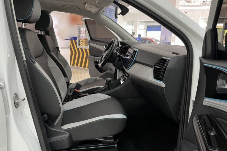 Used Jetta VS5 2023 280TSI Automatic High-Gloss Enjoyment Model Interior 9