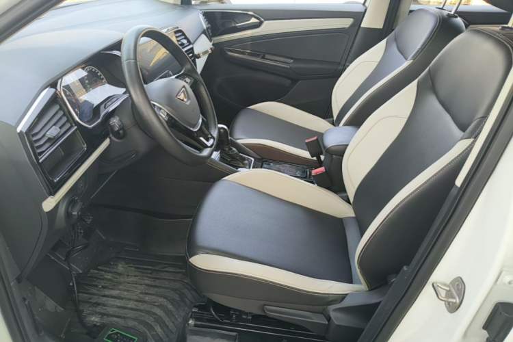 Used Jetta VS5 2023 280TSI Automatic Trend Edition Left Front Seat