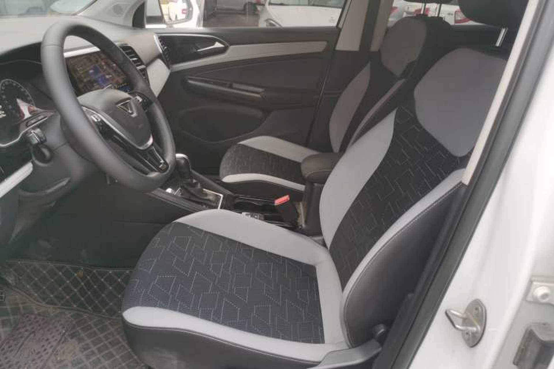 Used Jetta VS5 2023 280TSI Automatic Trend Edition Left Front Seat
