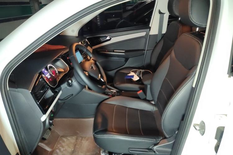 Used Jetta VS5 2023 280TSI Automatic Trend Edition Left Front Seat