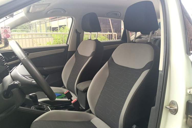 Used Jetta VS5 2023 280TSI Automatic Trend Edition Left Front Seat
