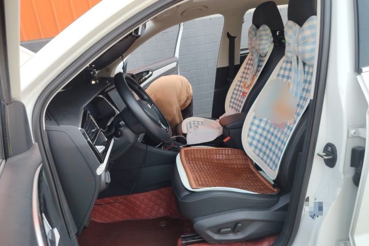 Used Jetta VS5 2023 280TSI Automatic Glory Edition Left Front Seat