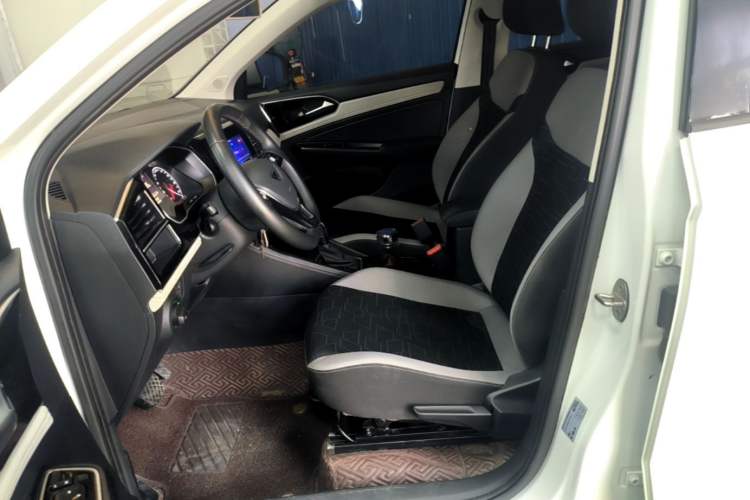 Used Jetta VS5 2023 280TSI Automatic Trend Edition Left Front Seat