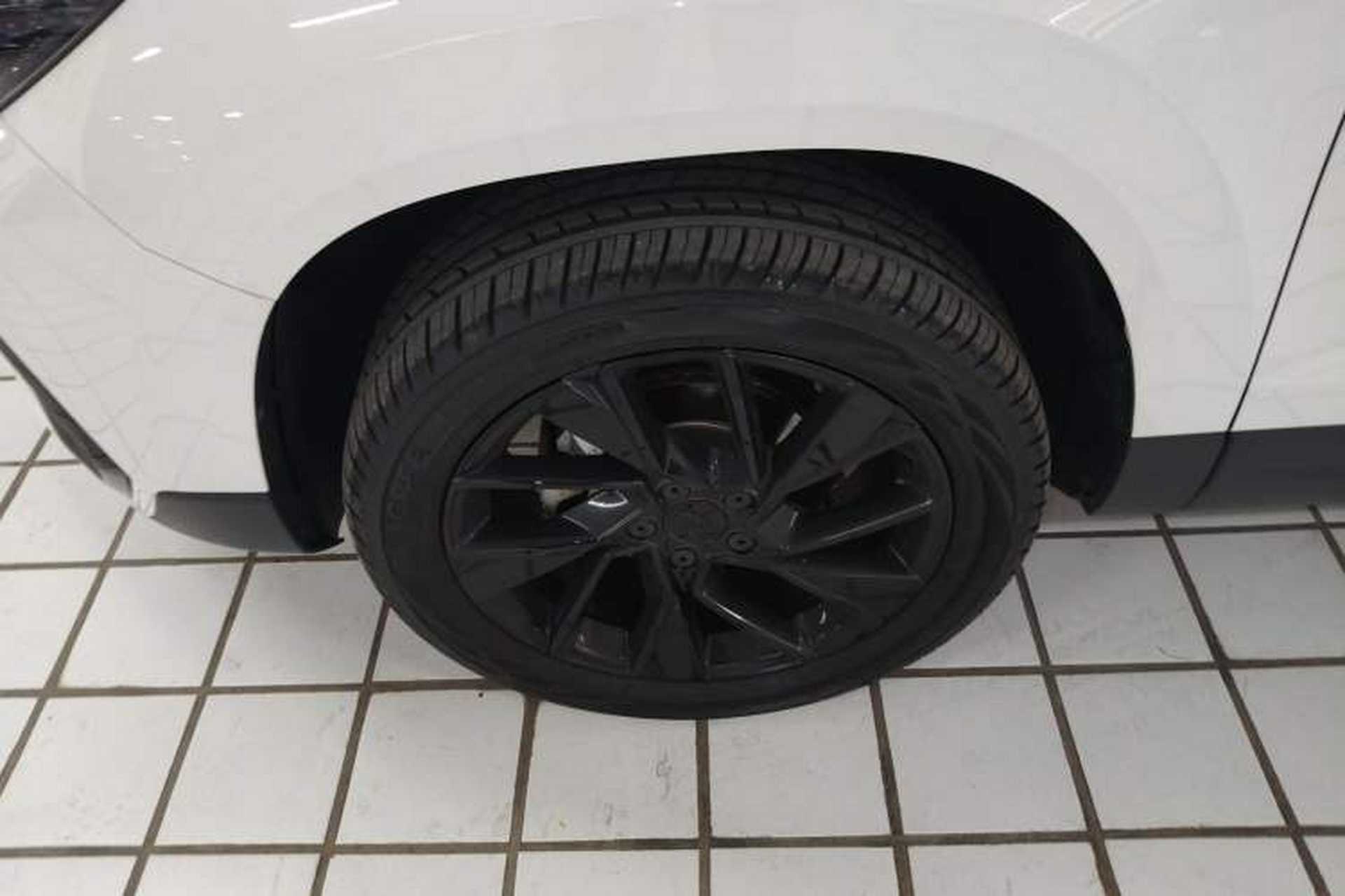 Used Jetta VS5 2023 280TSI Automatic High-Gloss Enjoyment Model Left Front Wheel Hub