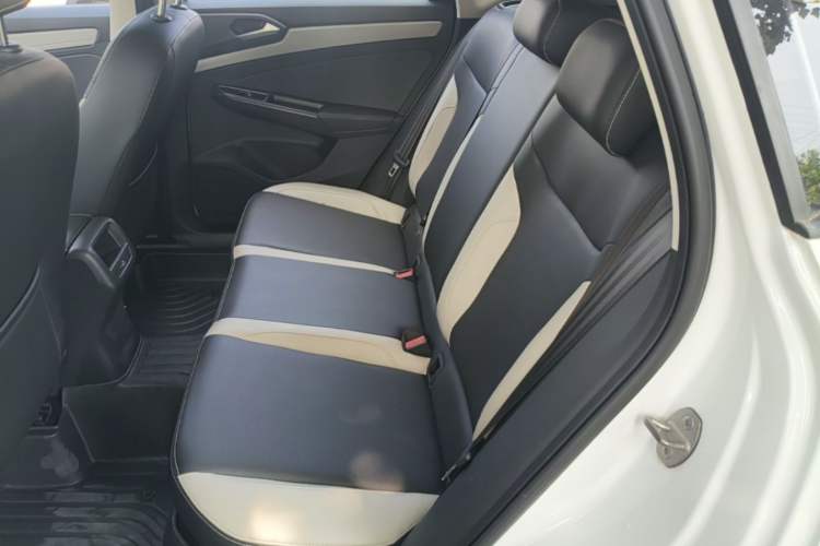 Used Jetta VS5 2023 280TSI Automatic Trend Edition Left Rear Seat