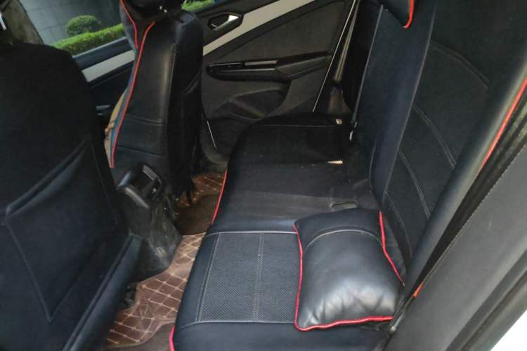 Used Jetta VS5 2023 280TSI Automatic Trend Edition Left Rear Seat