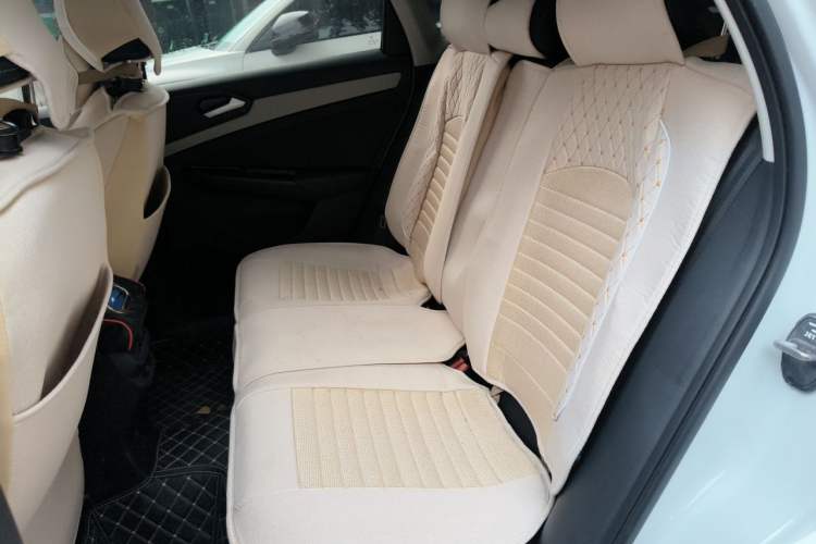 Used Jetta VS5 2023 280TSI Automatic Enjoyment Model Left Rear Seat