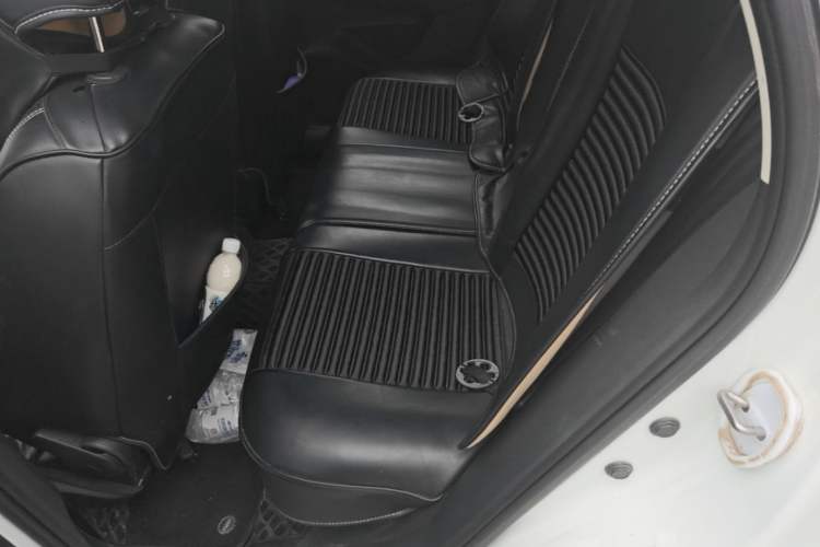 Used Jetta VS5 2023 280TSI Manual Entry-Level Model Left Rear Seat