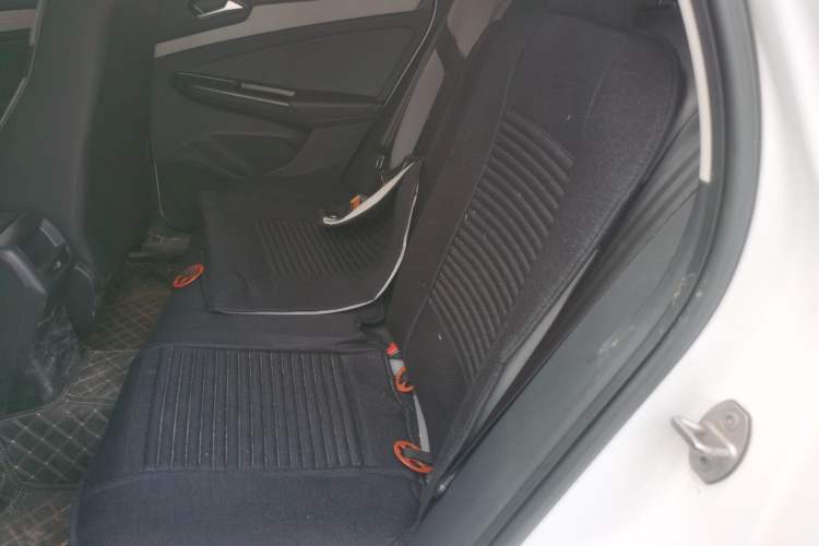 Used Jetta VS5 2023 280TSI Automatic Trend Edition Left Rear Seat