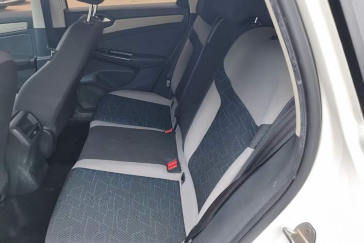 Used Jetta VS5 2023 280TSI Automatic Trend Edition Left Rear Seat