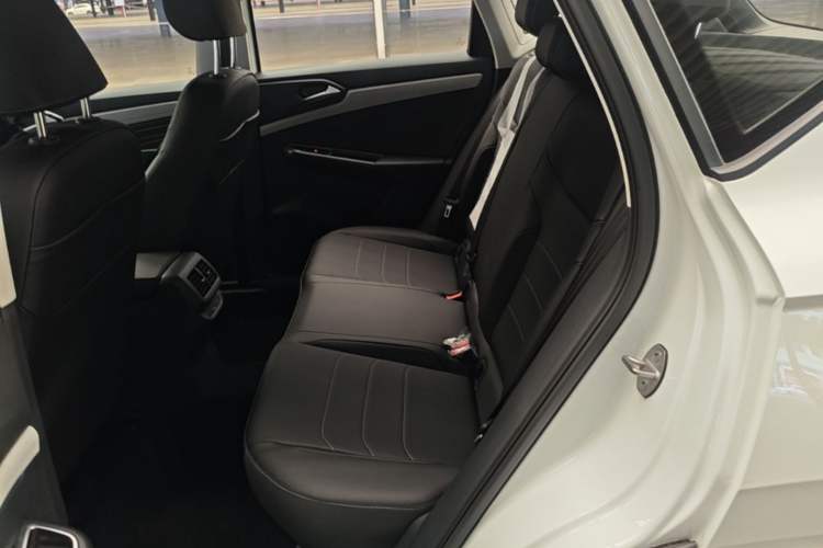 Used Jetta VS5 2023 280TSI Manual Enjoyment Version Left Rear Seat