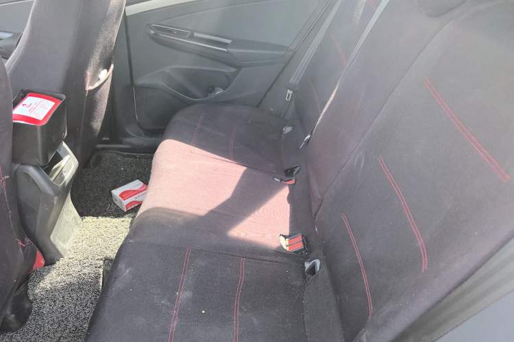 Used Jetta VS5 2023 280TSI Automatic Trend Edition Left Rear Seat