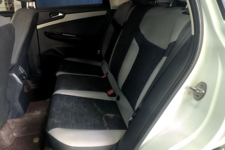 Used Jetta VS5 2023 280TSI Automatic Trend Edition Left Rear Seat