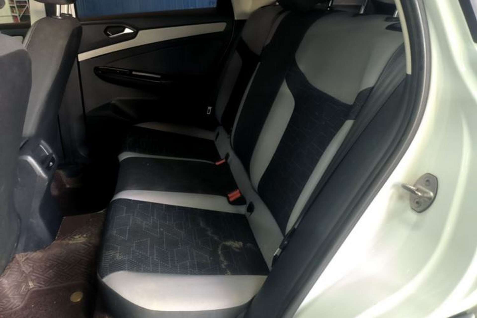 Used Jetta VS5 2023 280TSI Automatic Trend Edition Left Rear Seat