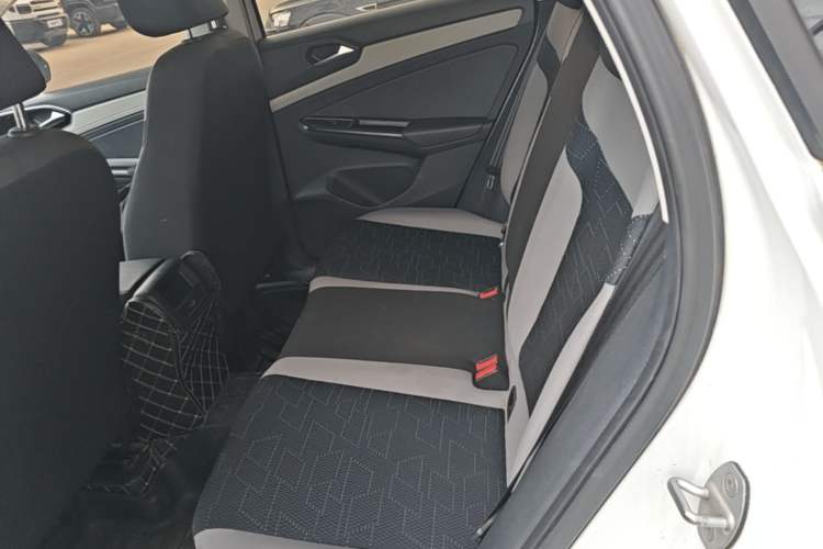 Used Jetta VS5 2023 280TSI Automatic Trend Edition Left Rear Seat