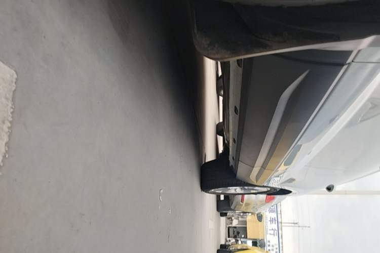 Used Jetta VS5 2023 280TSI Automatic Trend Edition Left Side Sill