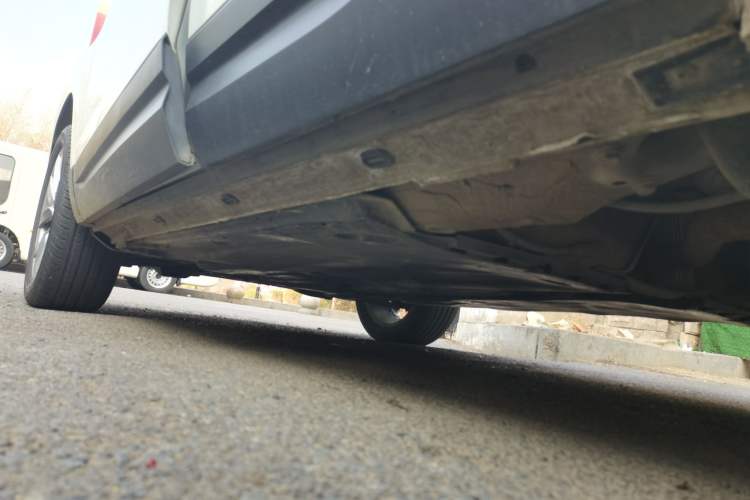 Used Jetta VS5 2023 280TSI Manual Entry-Level Model Left Side Sill