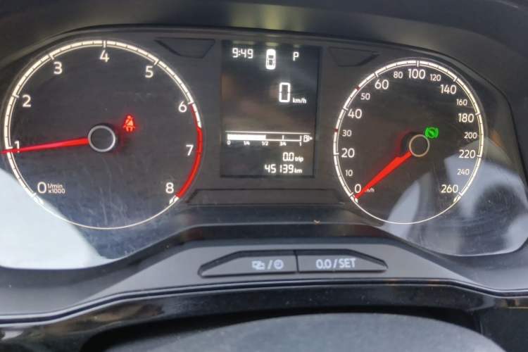 Used Jetta VS5 2023 280TSI Automatic High-Gloss Enjoyment Model Odometer Close Up