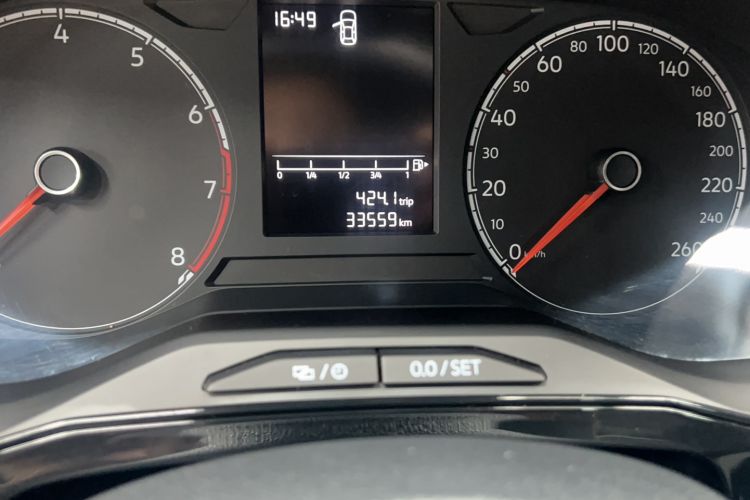 Used Jetta VS5 2023 280TSI Automatic High-Gloss Enjoyment Model Odometer Close Up