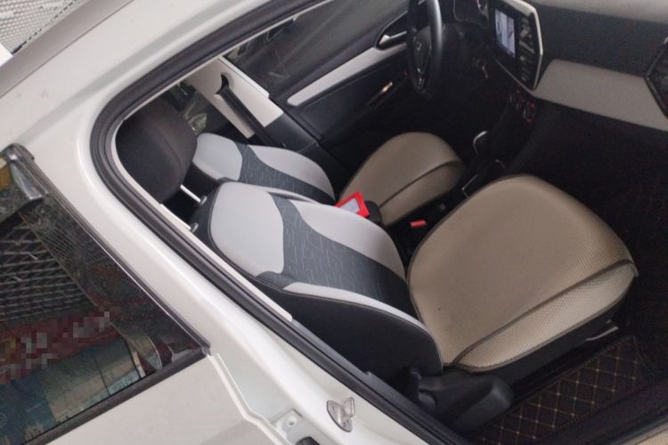 Used Jetta VS5 2023 280TSI Automatic Trend Edition Right Front Seat
