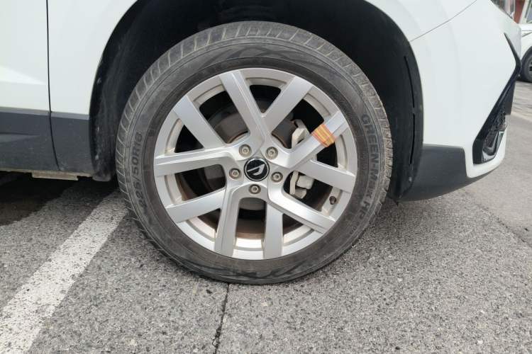 Used Jetta VS5 2023 280TSI Automatic Enjoyment Model Right Front Wheel Hub