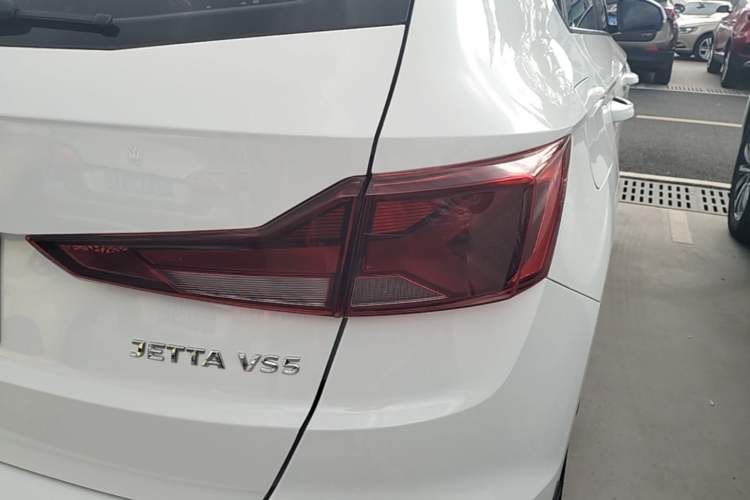 Used Jetta VS5 2023 280TSI Automatic Trend Edition Right Rear Taillight