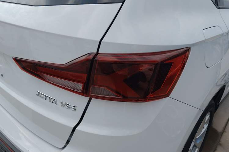 Used Jetta VS5 2023 280TSI Automatic Trend Edition Right Rear Taillight