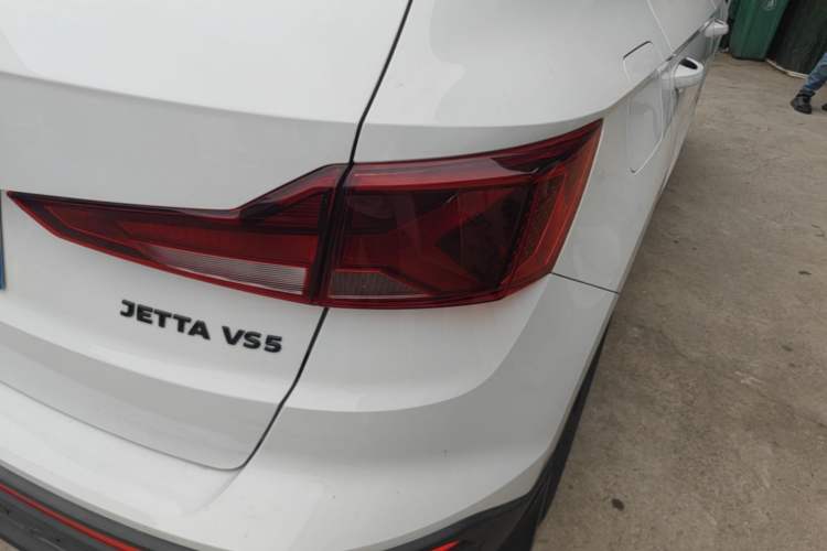 Used Jetta VS5 2023 280TSI Automatic High-Gloss Enjoyment Model Right Rear Taillight